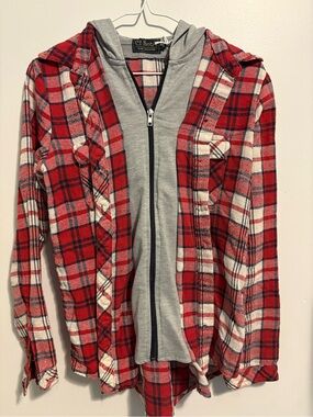 Ci Sono Red, Navy and Cream Plaid Shirt with Grey Trim